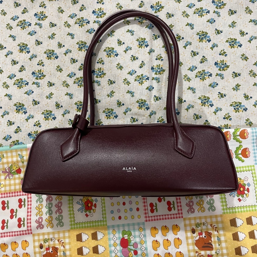 Alaïa Maroon Leather Shoulder Bag